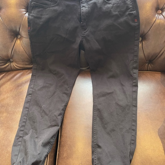 Au noirs pantalon grandeur 34 - Picture 3 of 6